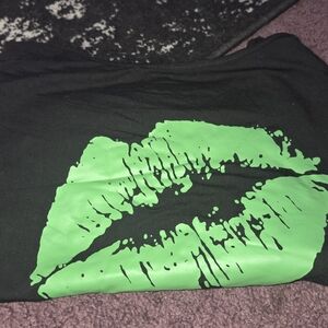 Black Tee with Neon Green Lip Graphic Retro 80's